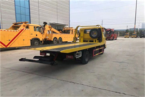 豫园非事故拖车